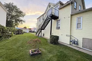 1310 N 24th Ave, Melrose Park, IL 60160 - Photo 2
