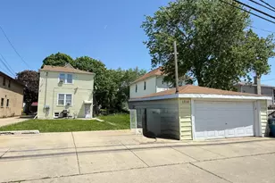 1310 N 24th Ave, Melrose Park, IL 60160 - Photo 6