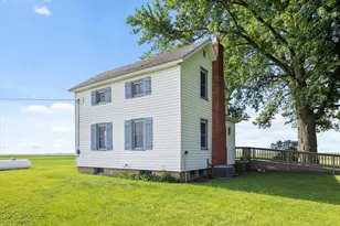 754 N 14th Rd, Streator, IL 61364 - Photo 4