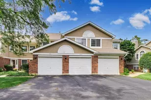 520 W Happfield Dr, Arlington Heights, IL 60004 - Photo 1