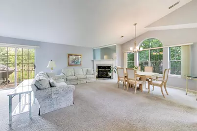 520 W Happfield Drive, Arlington Heights, IL 60004 - Photo 4