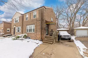 9640 S Hoxie Ave, Chicago, IL 60617 - Photo 2