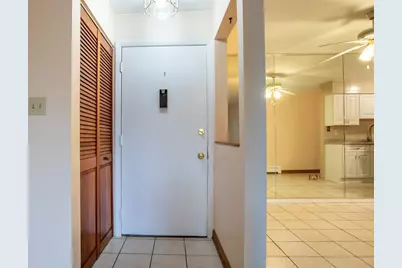 876 Blossom Lane #203, Prospect Heights, IL 60070 - Photo 8