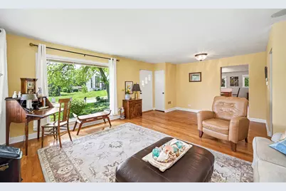 750 Marston Avenue, Glen Ellyn, IL 60137 - Photo 8
