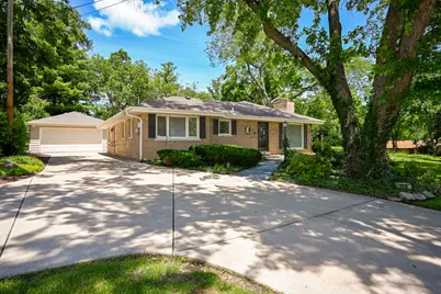 750 Marston Avenue, Glen Ellyn, IL 60137 - Photo 1