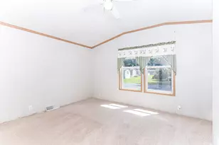 13 Countryside Estates, Sandwich, IL 60548 - Photo 16