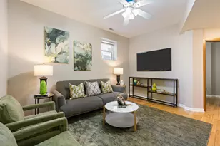 3908 W Ainslie St, Chicago, IL 60625 - Photo 4