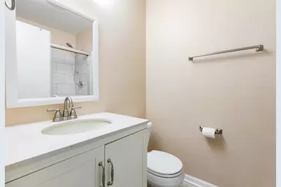 1175 Regency Drive, Schaumburg, IL 60193 - Photo 18