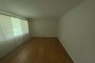 150 N Cady Dr, Palatine, IL 60074 - Photo 2