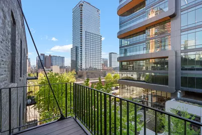 401 N Aberdeen Street #4N, Chicago, IL 60642 - Photo 36