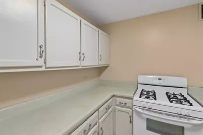 2211 S Stewart Avenue #1A, Lombard, IL 60148 - Photo 10
