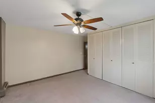 2211 S Stewart Ave, Lombard, IL 60148 - Photo 16