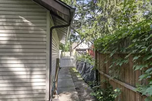 1611 Yonge St, Rockford, IL 61103 - Photo 40
