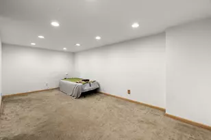 1611 Yonge St, Rockford, IL 61103 - Photo 32
