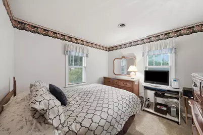328 Milburn Avenue, Crete, IL 60417 - Photo 10
