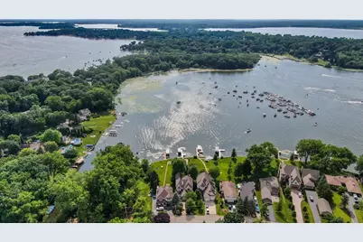 38856 N Cedar Crest Drive, Lake Villa, IL 60046 - Photo 2