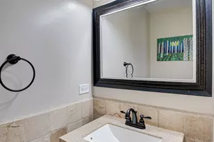 1633 Hilton Head Dr, Naperville, IL 60563 - Photo 10