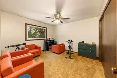 871 N Gladstone Avenue, Aurora, IL 60506 - Photo 28