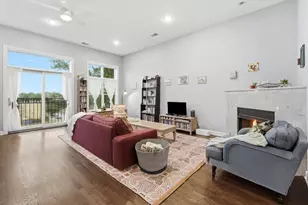 832 W 36th St, Chicago, IL 60609 - Photo 6