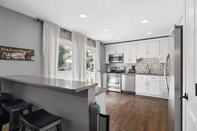 7025 Roberts Drive, Woodridge, IL 60517 - Photo 6