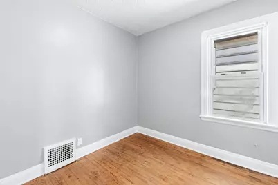 7614 W 63rd Place, Summit, IL 60501 - Photo 6