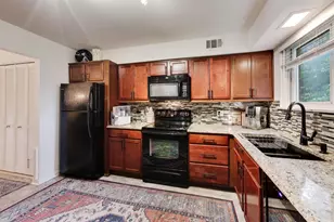 900 S Plum Grove Rd, Palatine, IL 60067 - Photo 10
