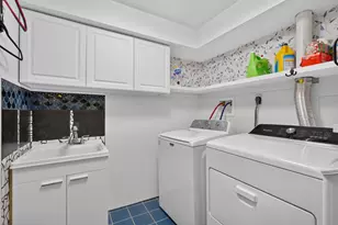 300 Adams St, Ottawa, IL 61350 - Photo 32