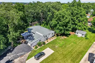 300 Adams St, Ottawa, IL 61350 - Photo 1