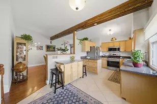 8619 Newland Ave, Burbank, IL 60459 - Photo 10