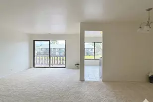 1956 N Hidden Creek Circle, Palatine, IL 60074 - Photo 4