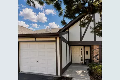 1956 N Hidden Creek Circle #3, Palatine, IL 60074 - Photo 2