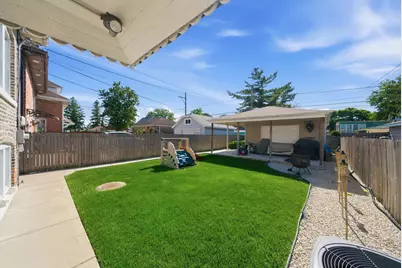 2240 Highland Avenue, Berwyn, IL 60402 - Photo 22