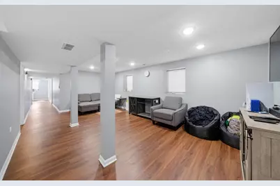 2240 Highland Avenue, Berwyn, IL 60402 - Photo 14