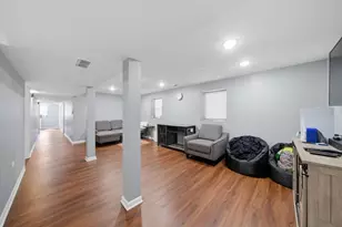 2240 Highland Ave, Berwyn, IL 60402 - Photo 14