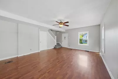 427 W Marion Street, Joliet, IL 60436 - Photo 6