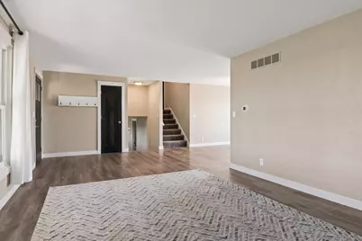 21184 Allentown Road, Pekin, IL 61554 - Photo 6