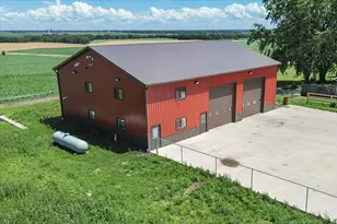 21184 Allentown Rd, Pekin, IL 61554 - Photo 54