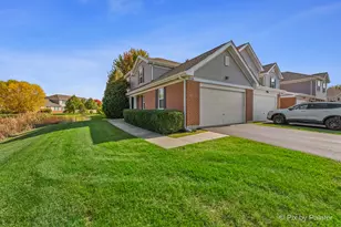 1028 Draper Rd, McHenry, IL 60050 - Photo 1