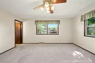 2120 Meadow Dr, Lindenhurst, IL 60046 - Photo 24