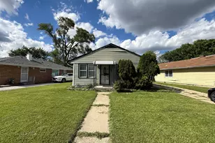 63 W 141st St, Dixmoor, IL 60426 - Photo 1