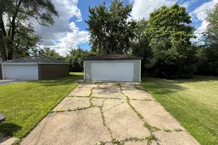 63 W 141st St, Dixmoor, IL 60426 - Photo 18