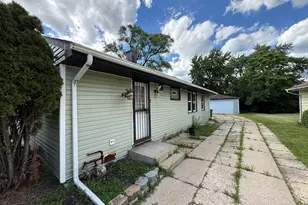 63 W 141st St, Dixmoor, IL 60426 - Photo 20