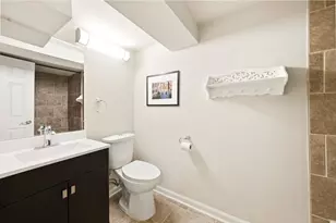 1193 Algonquin Dr, Elgin, IL 60120 - Photo 10