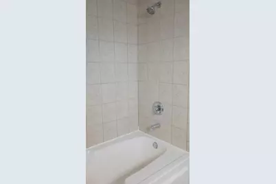 5911 W Corcoran Place #1E, Chicago, IL 60644 - Photo 10