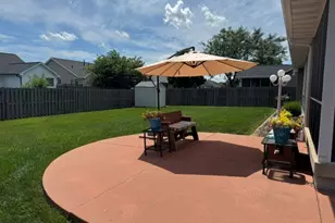 318 Piazza Ln, Chatham, IL 62629 - Photo 8