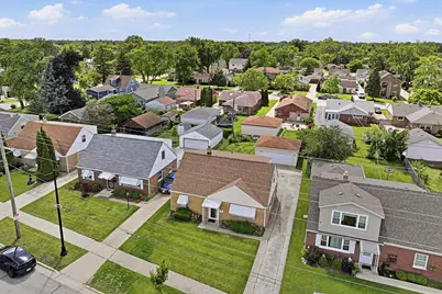 7922 N Waukegan Road, Niles, IL 60714 - Photo 30