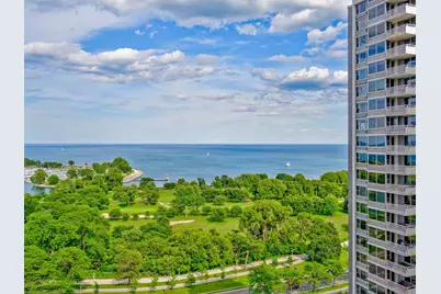 4250 N Marine Drive #2129, Chicago, IL 60613 - Photo 12