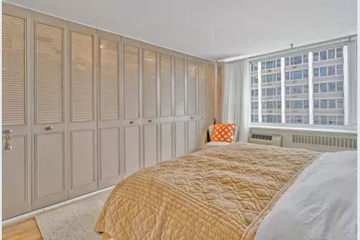 4250 N Marine Drive #2129, Chicago, IL 60613 - Photo 20