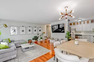 4250 N Marine Dr, Chicago, IL 60613 - Photo 14