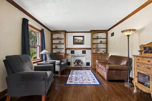 207 N Main St, Mount Prospect, IL 60056 - Photo 4